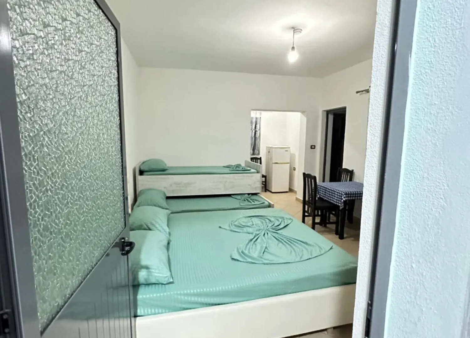 Hotel 24 Velipojë