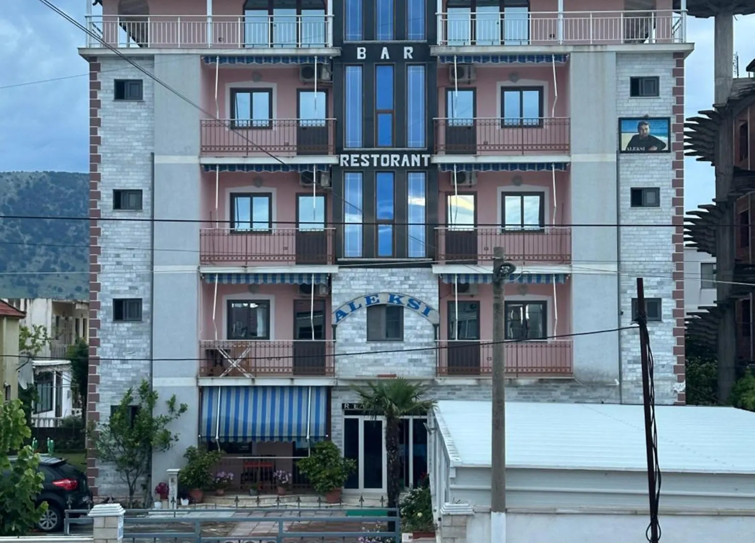 Hotel 24 Velipojë